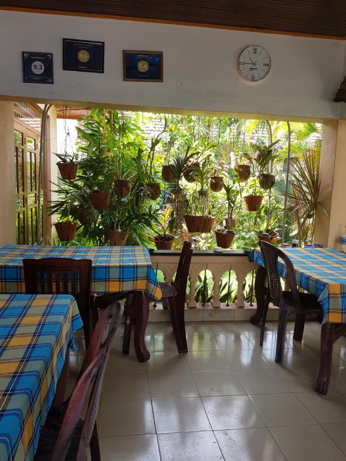 Familyhouse Negombo Exterior foto
